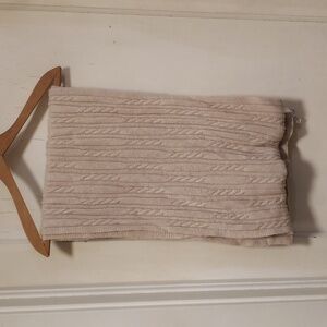 Banana Republic Neutral Soft Cable Knit Wool and Cashmere Blend Scarf